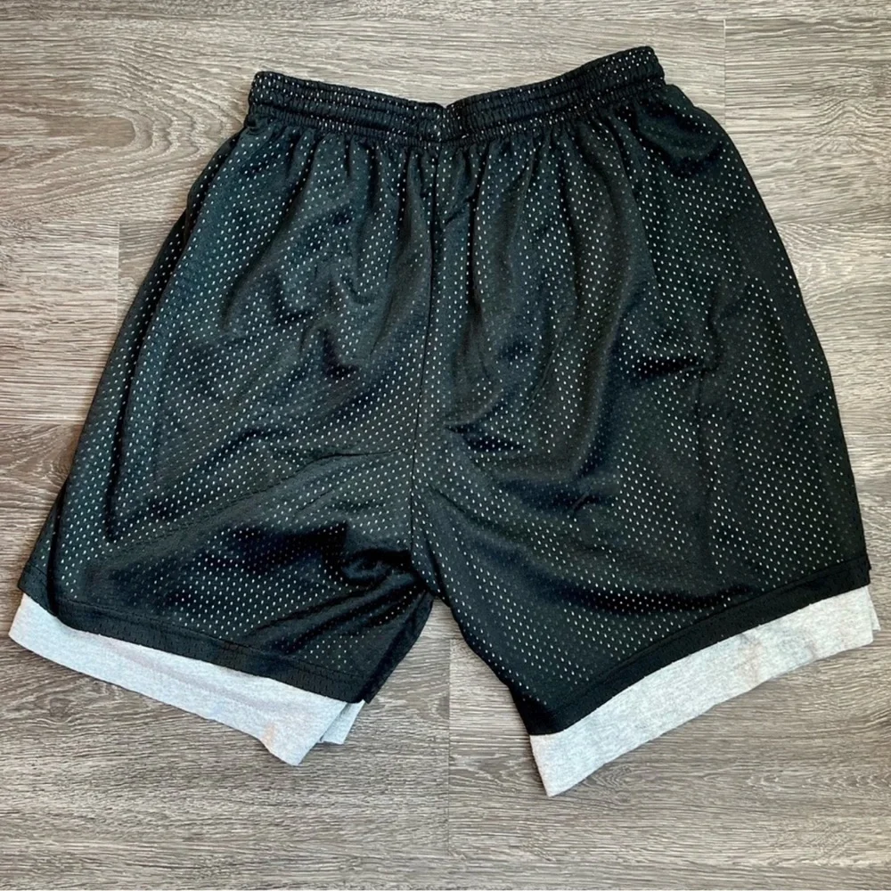 Vintage ROBINSON APPAREL Mens Double Layer Mesh Gym Shorts USA Black Gray  L